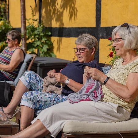 Pension Slaegtsgaarden Allinge-Sandvig Zewnętrze zdjęcie